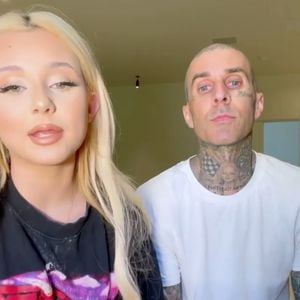 Alabama verrät: So eng ist die Bindung zu Papa Travis Barker