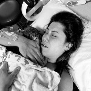 Eminems Tochter Alaina Scott teilt die Fotos von der Geburt