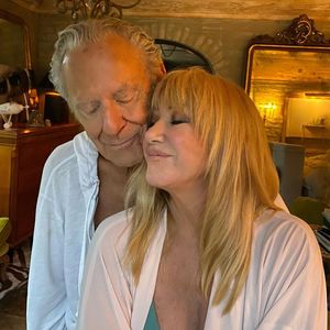 Suzanne Somers' Ehemann widmete ihr vor Tod rührende Zeilen!
