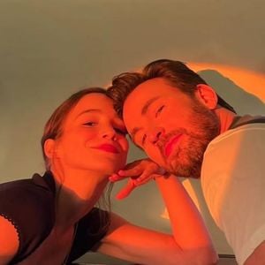 Chris Evans und Alba Baptista arbeiten an ihrem ersten Baby