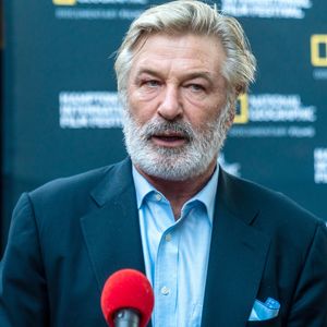 Während "Rust"-Prozess: Alec Baldwin wird von Crew verklagt