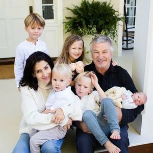 Süßes Familienfoto: Alec Baldwin gratuliert seiner Hilaria