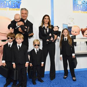 So sprach Hilaria Baldwin mit ihren Kids über Alecs Drama