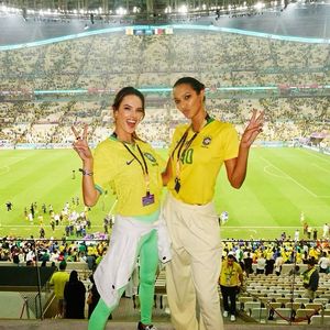 Für Brasilien! Diese Supermodels feuern die WM-Kicker an