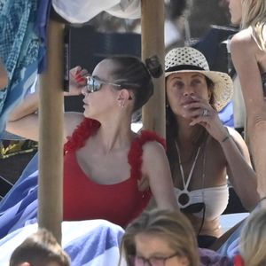 Boris Beckers Verflossene Sandy und Lilly machen Urlaub!