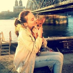 "Herz bricht": Alessia Herren in Trauer um geliebten Hund