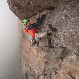 Netflix überträgt riskanten Kletterversuch von Alex Honnold