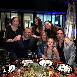 Nach Trennung von J.Lo: Alex feiert Thanksgiving mit Ex-Frau