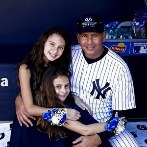 Trotz Trennung von J.Lo: A-Rod zeigt Video von Familienfotos