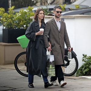 Sind Alexa Chung und ihr Tom Sturridge etwa schon verlobt?