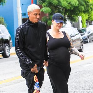 Baby-Shopping: Amber Rose mit XXL-Kugel, Alex in Jogginghose
