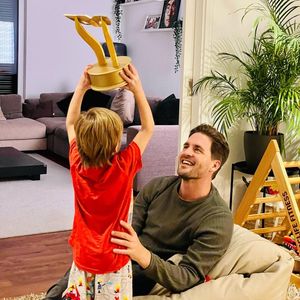 Alexander Klaws' Sohn hilft ihm bei Tarzan-Transformation