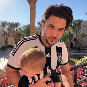 "Unter uns"-Vaterängste: Wie schlägt sich Alex Milo privat?
