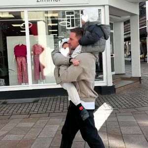 So süß! Übernimmt Paola Marias Neuer schon eine Papa-Rolle?