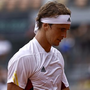 "Peinlich": Alex Zverev entschuldigt sich nach Eklat-Urteil