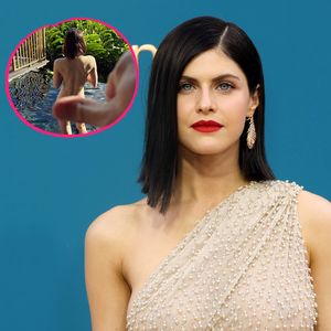 Im Urlaub: Alexandra Daddario posiert völlig nackt im Pool