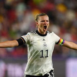 Zum dritten Mal: Sie ist Deutschlands Fußballerin des Jahres