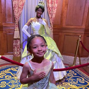 Wie knuffig! Serena Williams Tochter posiert als Prinzessin