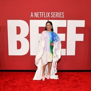 Nach 3 Jahren: Netflix-Hit "Beef" kehrt mit Staffel 2 zurück