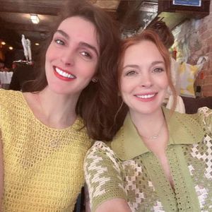 "Geborene Mama": Aliana Lohan schwärmt von Schwester Lindsay