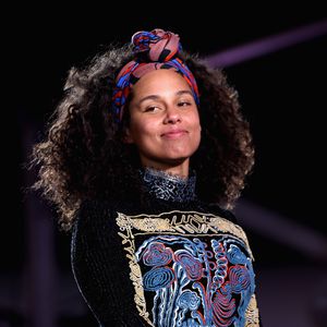 Video: Alicia Keys als süßer Fratz in TV-Show