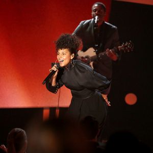 Alicia Keys wechselte mal eben schnell die Kleider