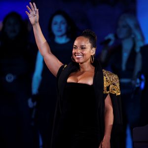Knapp! Alicia Keys riskiert bei Royal-Konzert Nippelblitzer
