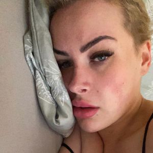 Extreme Clips: Aline Bachmann von Ex geschlagen und bedroht