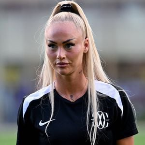 Fußballerin Alisha Lehmann trauert um Coach Matt Beard