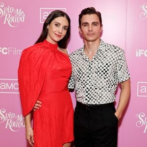Alison Brie hat vor Dave Franco nicht an die Ehe geglaubt!