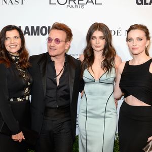 U2-Star Bono brachte seine Kids im Morgenmantel zur Schule