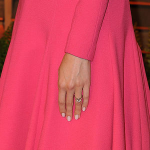 Girls-Star Allison Williams zeigt Verlobungsring
