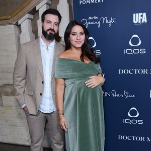 Nach Baby: "4 Blocks"-Star Almila Bagriacik hat sich verlobt