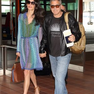 So verliebt! George Clooney & Amal halten Händchen