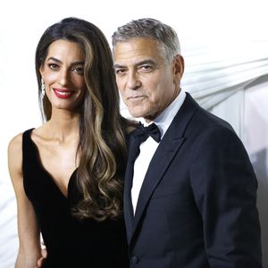 Für ihre Zwillinge: So normal leben Amal und George Clooney