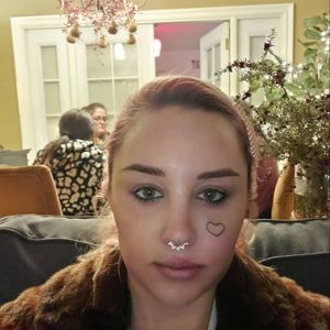 Amanda Bynes' Mutter entscheidet, ob sie heiraten darf