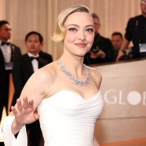 Amanda Seyfried verzaubert als neue Cinderella bei Netflix