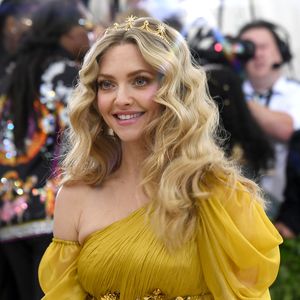 Eifersüchtiger Ehemann? Amanda Seyfried traf am Set auf Ex