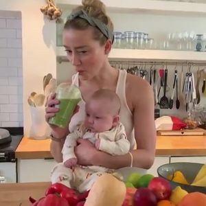 Kurz nach Babyüberraschung: Amber Heard zeigt ihre Tochter!