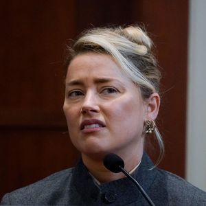 Amber Heard: "Leute wollten mein Baby in Mikrowelle stecken"