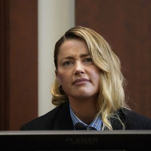 Amber Heard sagt aus: Darum gab Johnny ihr erste Ohrfeige