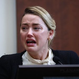 Jury-Mitglied packt aus: Amber Heards Tränen unglaubwürdig!