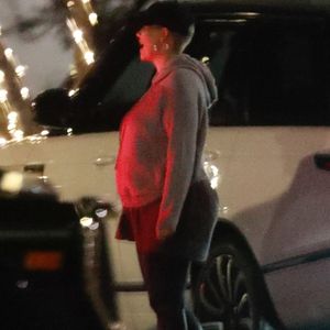 Eine Woche nach Geburt: Mama Amber Rose im Schlabber-Look