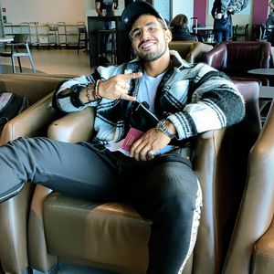 Keine Sixpack-Diät: So relaxt schlemmt "Love Island"-Amin