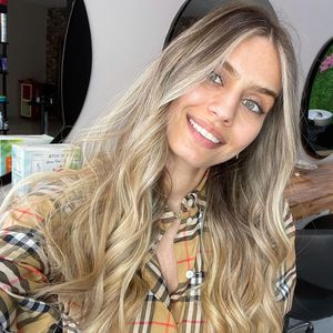 Neuer Look: Mesut Özils Frau Amine ist jetzt eine Blondine!