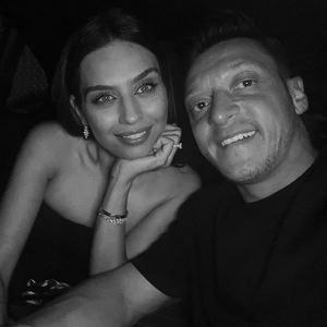 Mesut Özils Frau macht ihm Liebeserklärung am 36. Geburtstag