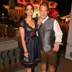 Hin und her: Amira und Oliver Pocher zoffen auf der Bühne