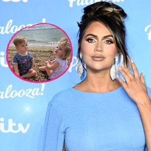 Süße Fotos: So groß sind die Zwillinge von Amy Childs schon