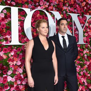 Grusel-BH: Amy Schumer lacht über eigene Red-Carpet-Fotos!