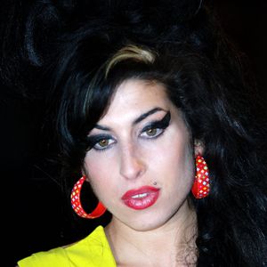 Amy Winehouse will unbedingt mit Usher singen